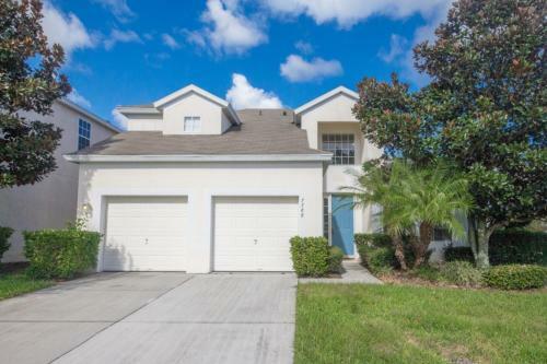 Enchanted Windsor Hills Villa - Five Bedroom Home