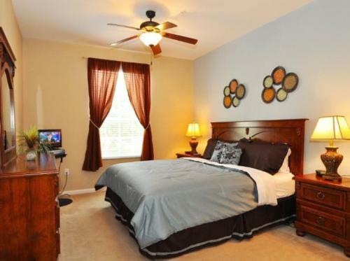 Comrow Home 7664