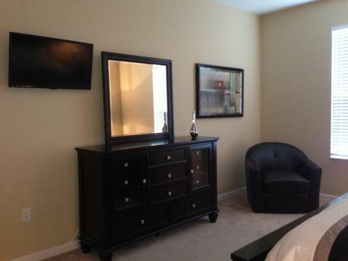 Viz Cay Shoreway Condo 10101