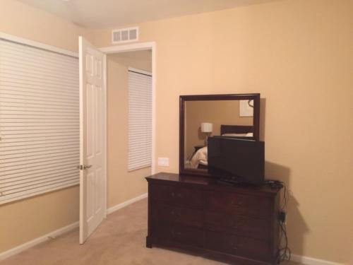 Viz Cay Shoreway Condo 10101