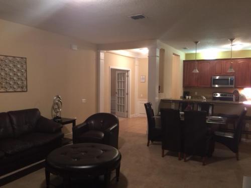 Viz Cay Shoreway Condo 10101