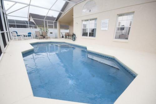 Karen's Rolling Hills Villa - Four Bedroom Home