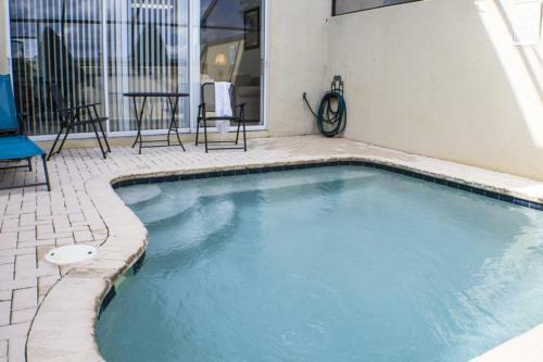 Neil's Windsor Hills Townhouse - Three Bedroom Home