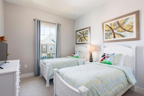 Summerville Resort Five Bedroom Townhome Sv109