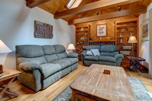 Cranberry Lane Retreat