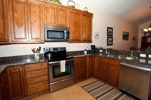 Peregrine Point 106 Townhouse