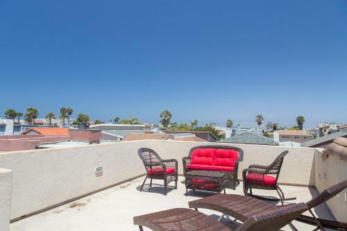 5430 R - 738647 - Mandalay Green Reef House