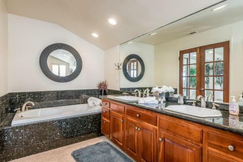 1015 Mandalay Beach Road Home