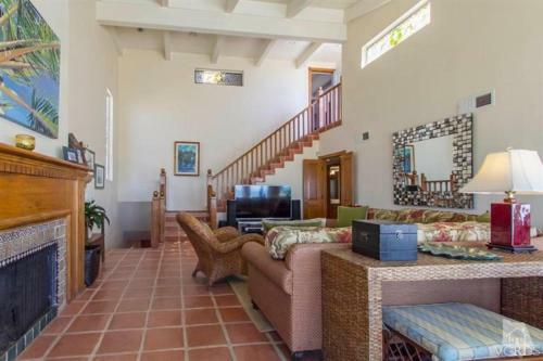 4121 O -751505 Blue Water Horizon Beach House
