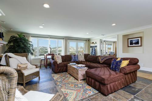 1621mbr - 906566 Hamptons West On Oxnard Shores