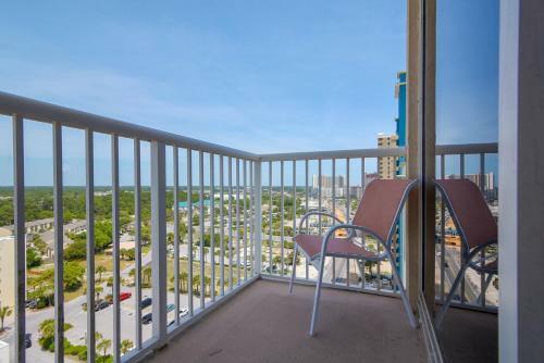 Apartamento Majestic Beach Resort By Book That Condo