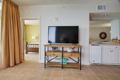 Apartamento Majestic Beach Resort By Book That Condo