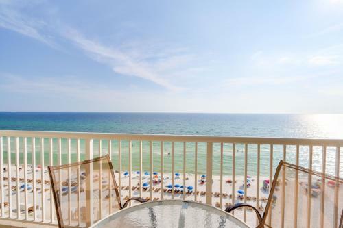 Apartamento Majestic Beach Resort By Book That Condo