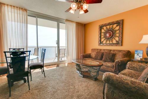 Apartamento Majestic Beach Resort By Book That Condo