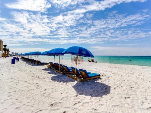 The Inn At St. Thomas Square #201