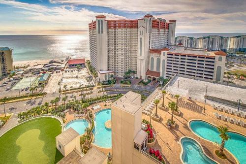Laketown Wharf #1306
