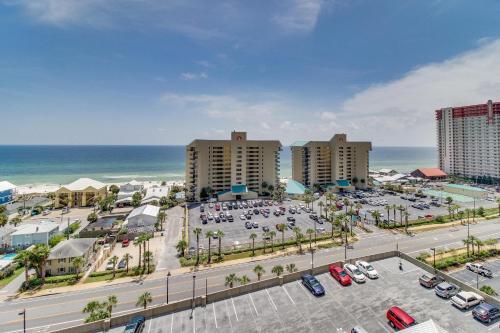 Laketown Wharf #1306