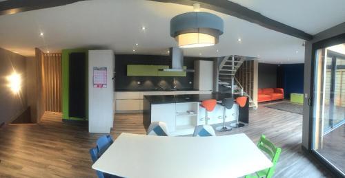 Hotel H�tel Des Rochers