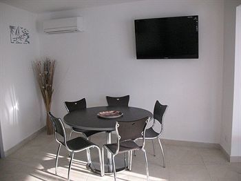 St. Est�ve Appart Hotel