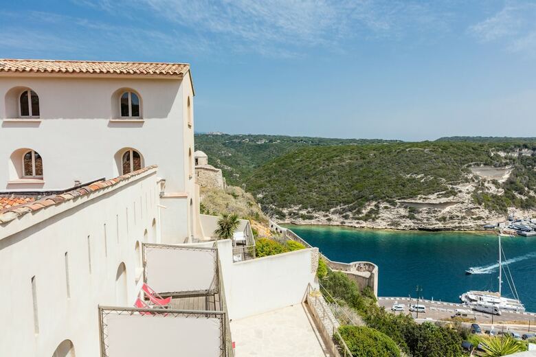Hotel Genovese
