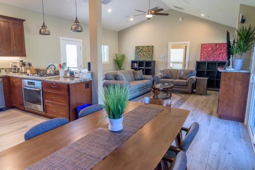 Deer Mountain Retreat