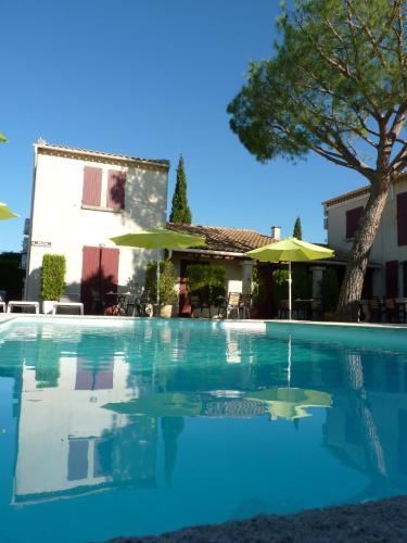 Hotel Le Mas Des Amandiers