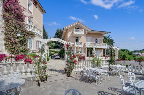 Hotel Ch�teau Le Me�-l�s�