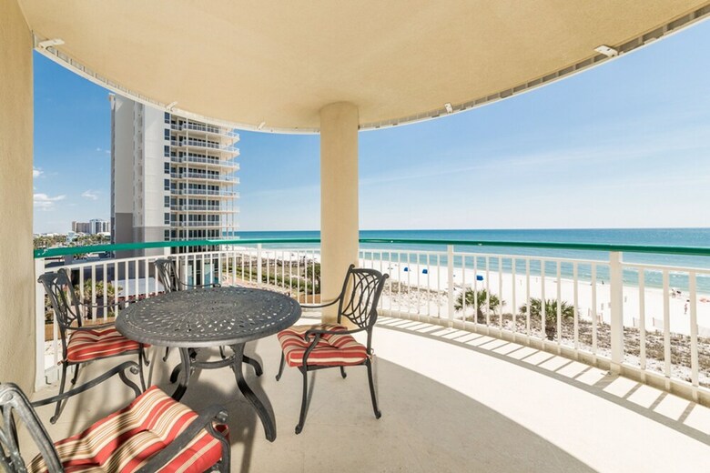 Beach Colony Of Perdido E03b