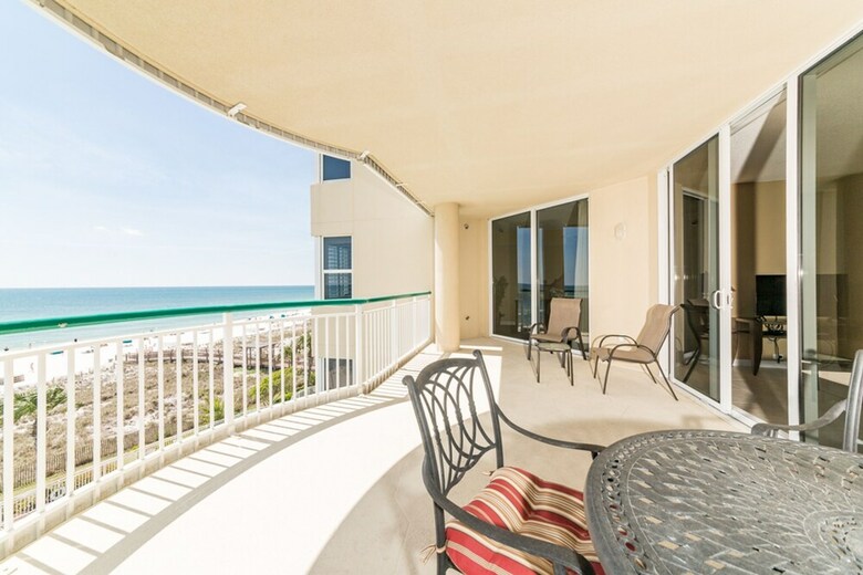 Beach Colony Of Perdido E03b