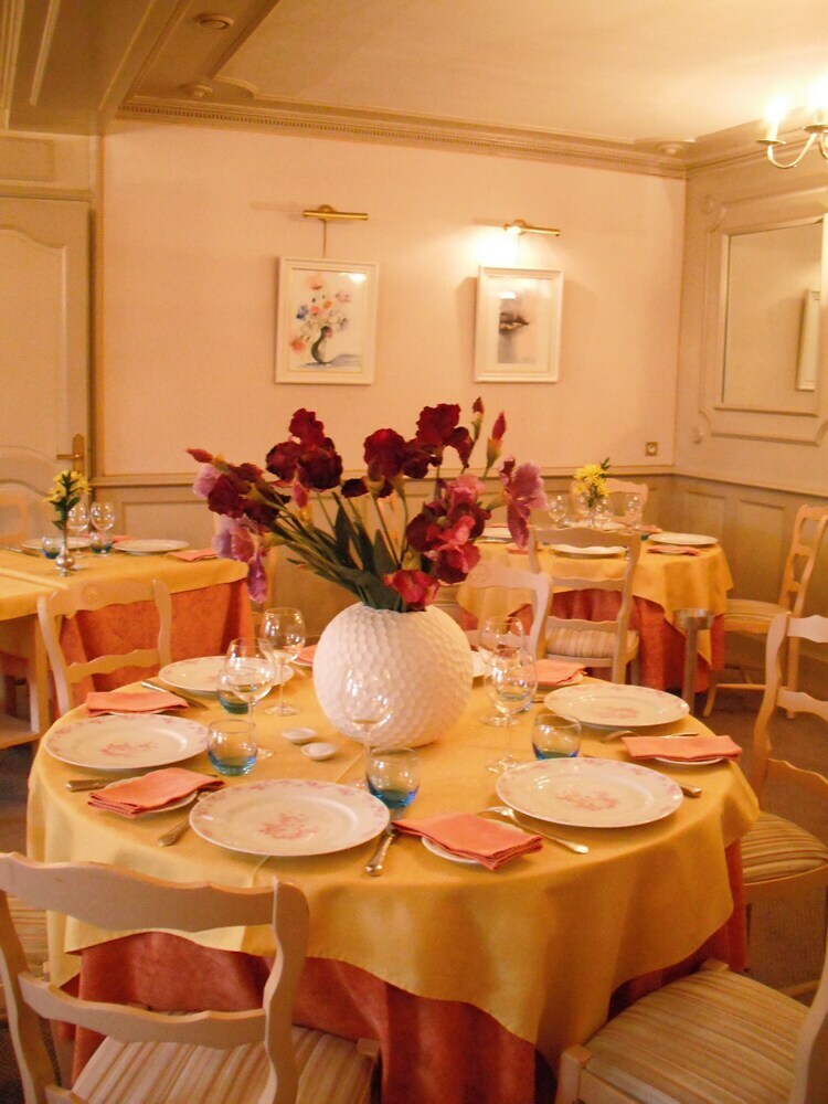 Hotel Le Lion D'or