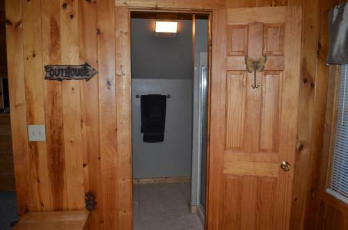 A Grand View From Above #225 - Two Bedroom Cabin