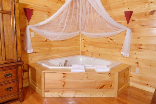 Camelot #266 - Two Bedroom Cabin