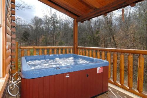 Camelot #266 - Two Bedroom Cabin