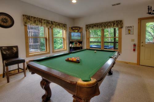 Serenity Now #370 - Three Bedroom Cabin