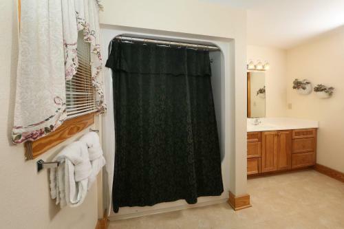 Apartamento Poplar Point Condo Unit 12c - Two Bedroom