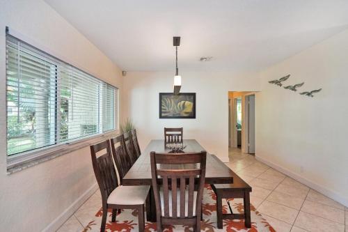 Affinity Robbins -five Bedroom Home