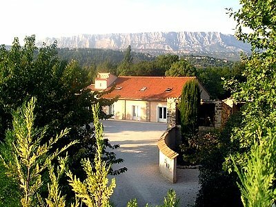 Hotel D�jeunez Sous L'arbre