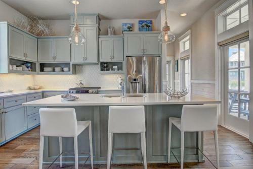 Cinnamon Shore- Sunset 166 Ro