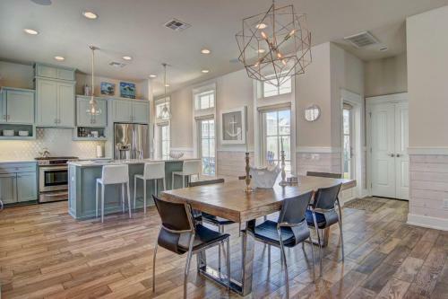 Cinnamon Shore- Sunset 166 Ro