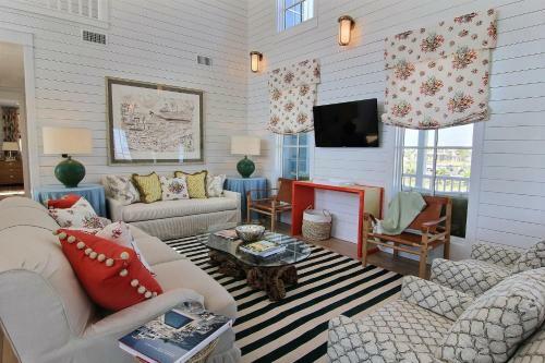Cinnamon Shore- After Dune Delight 247 Se