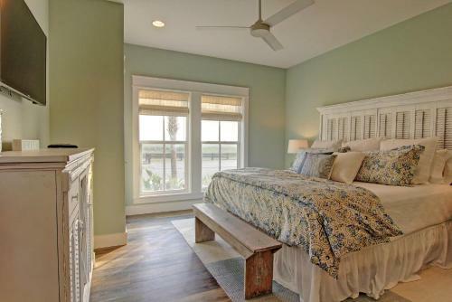 Cinnamon Shore- Seaside Dream 157 Se