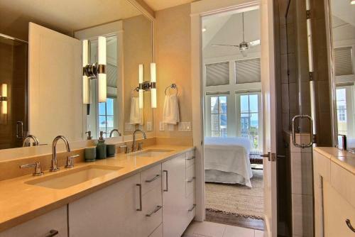 Cinnamon Shore- La Ola 261 Be