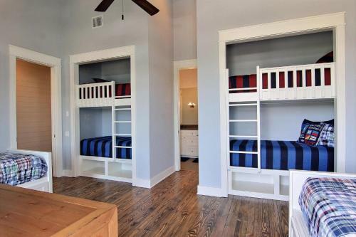 Cinnamon Shore- Sea Star 104 St