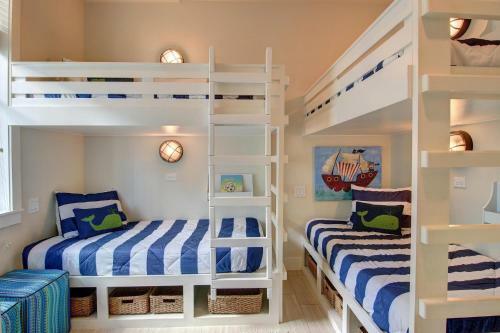 Cinnamon Shore- Beach Music 126 Fi