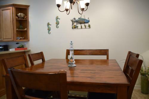 211 Blue Heron - Three Bedroom Townhome