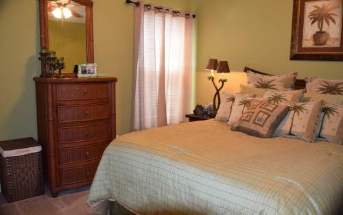 Kosta's Kasa - Three Bedroom Townhome