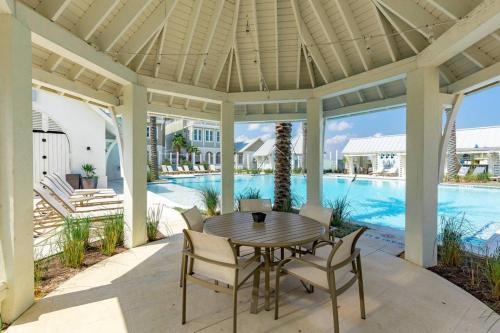 Apartamento 137 Palmilla Circle Condo Unit 303