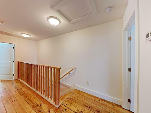 The Commons 402 - Three Bedroom Townhome