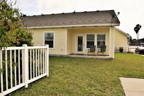 9th St Town House 601 - Two Bedroom Townhome