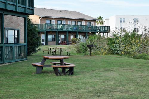 #47 Sea Isle Village (beach House)